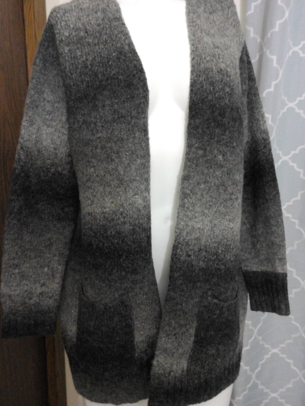 Stay warm with this gorgeous Ruff Hewn gray ombre open-front cardigan sweater